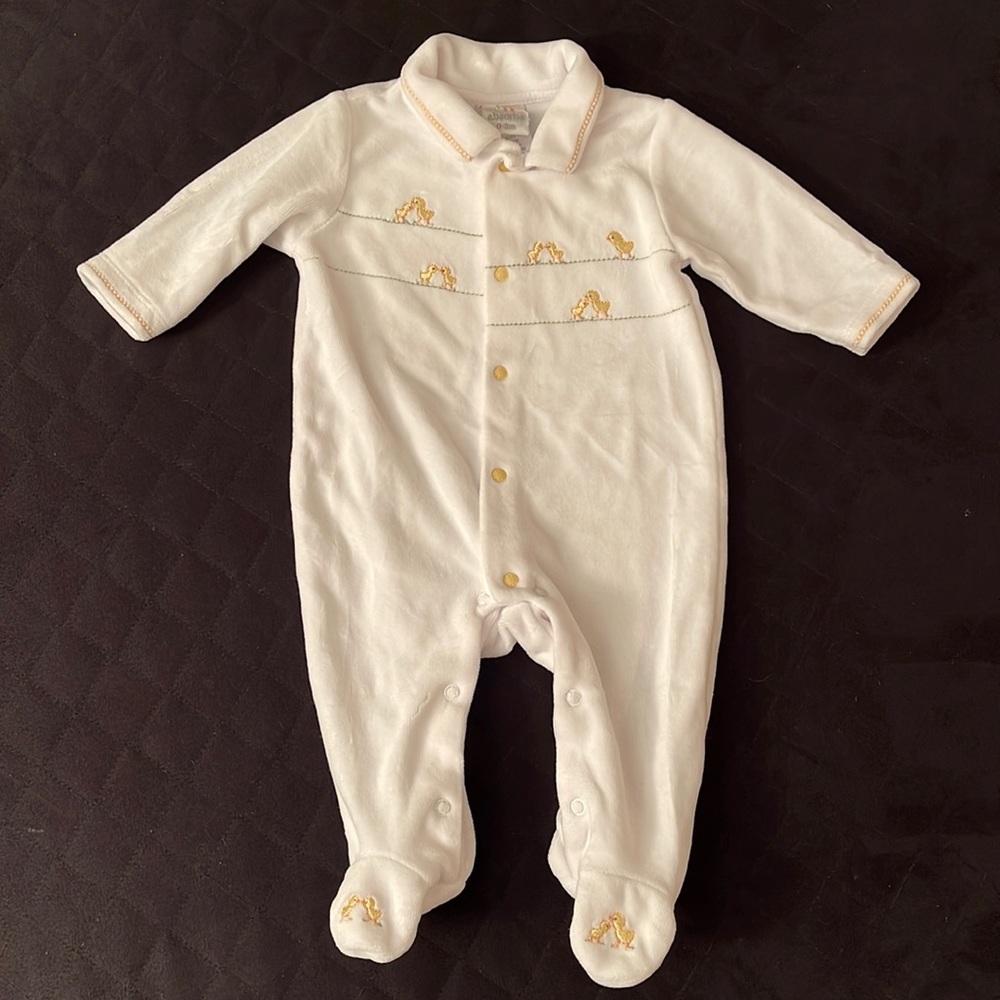Absorba White Onesie Footie Outfit with Ducklings. Size: 0-3 months.